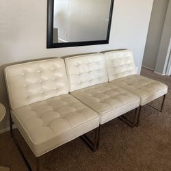 Everything Must Go ! 