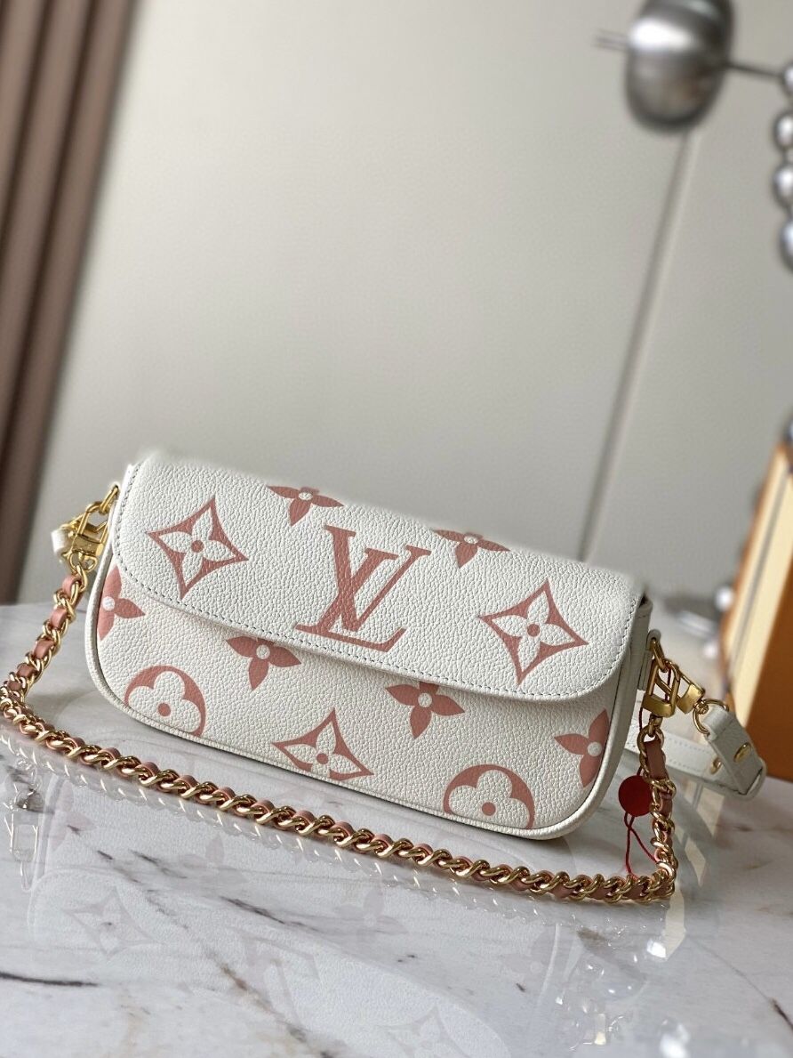 LOUIS VUITTON IVY Logo Cowhide Baguette Bag One-Shoulder Crossbody Wallet(68)90