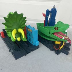 Hot Wheels City Cobra Crush Smashin Triceratops Sets