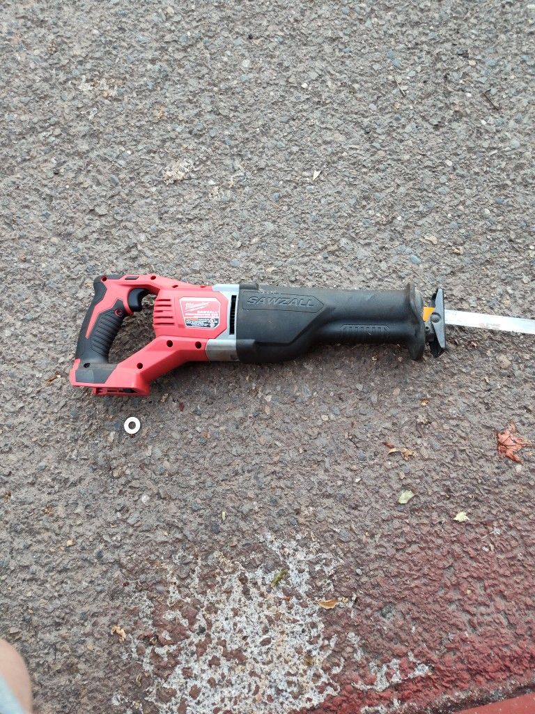 M18 Milwaukee Sawzall Like New