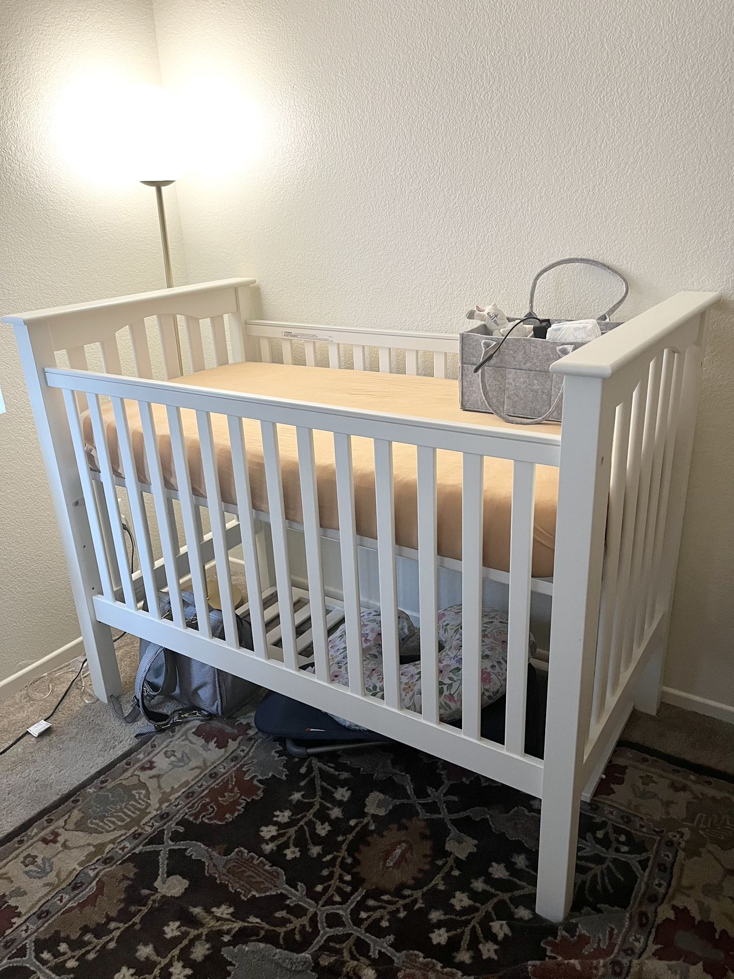 Pottery Barn Kendall Crib