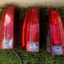 Caddilac Escalade Taillights 
