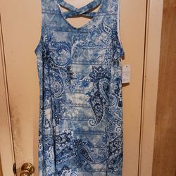 New Ladies Summer Dress Large For $15