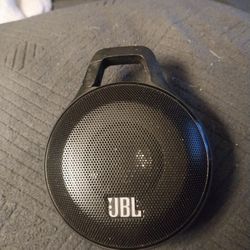 Jbl Clip 2 Bluetooth Speaker.