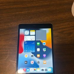 Apple iPad Mini 4 Black 128gb