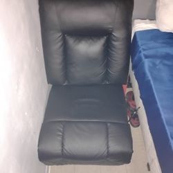 Black Leather Recliner 