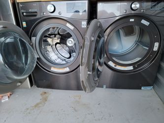 LG  Dryer and washer machine
