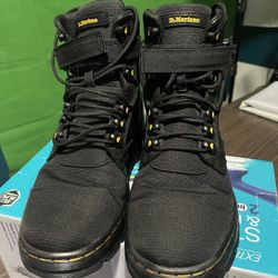 Doc Marten Boots Combs Tech 2 Size 7 Men’s