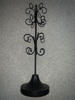 Jewelry hanger