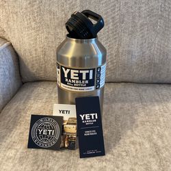 Yeti Rambler 64oz
