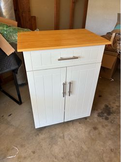 Kitchen island