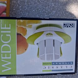 Fruit / Vegetable Wedge Slicer