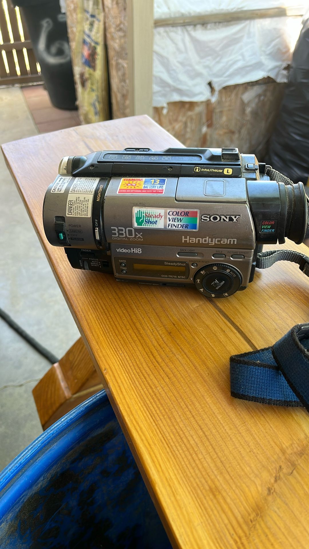 Video Camera Sony 330