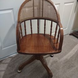 Vintage Desk Chair With Wheels 