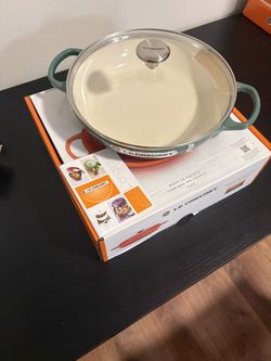 Le Creuset 3.5qt Buffet Casserole w/ Glass Lid – Artichoke (Brand New)