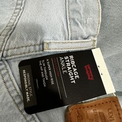 Women’s Ribcage Straight Ankle Levi’s Jeans 