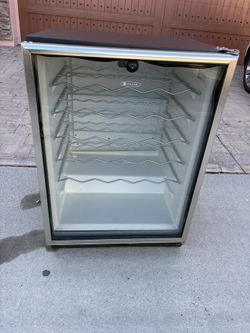 Wine/Mini Refrigerator