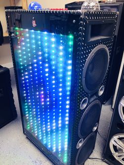 Equipo Con 6 Bocinas De 10" Dos Bolas De Disco y luces LED// Bluetooth Speaker with six 10" Woofer a
