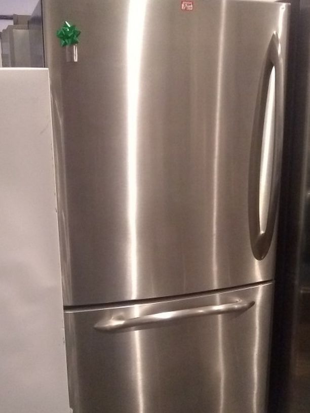 Used Excellent Condition Ge Profile Bottom Freezer Refrigerator