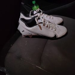 Mens Size 10 Vapor 360 Speed Football Cleats 
