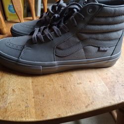 Vans Men's Size 10 Brand New 