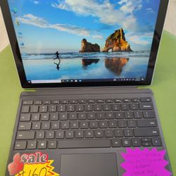 Microsoft Surface Pro 4 Intel Core i7 -6th Gen @2.60Ghz, 8gb Ram, 256gb SSD, Win 10 Charger 