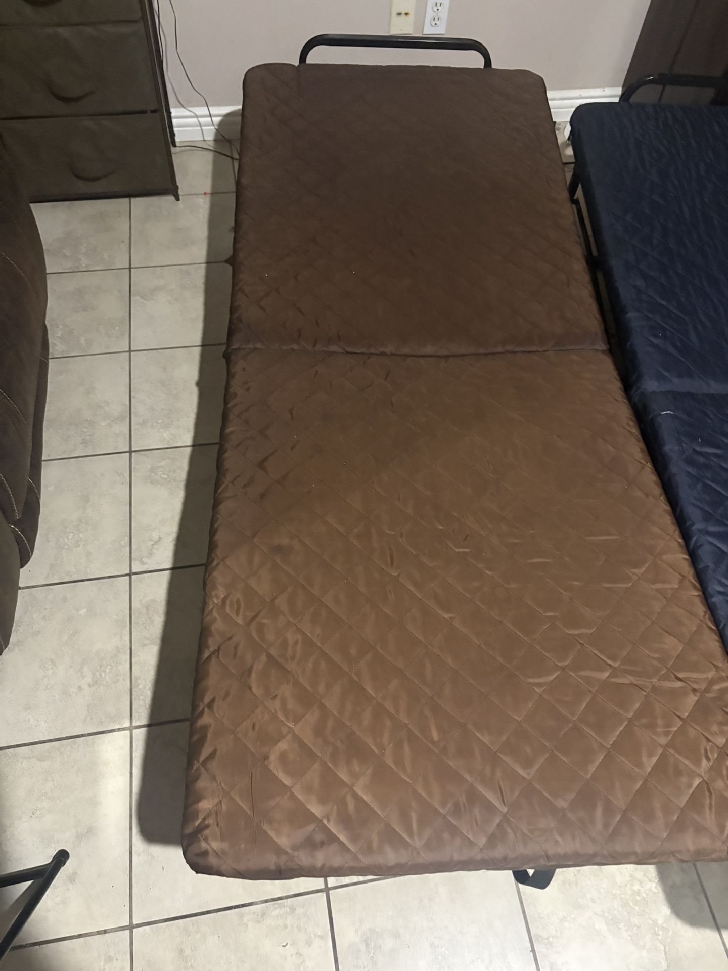 Twin Size Rollerway Beds