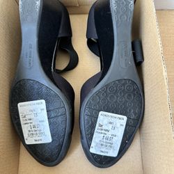 Brand New Never Worn Shoes - Anne Klein 7.5 Black Women’s Strappy Wedges