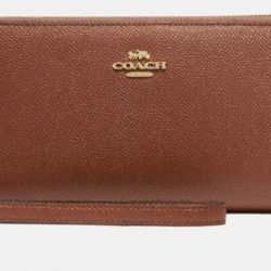 New Brown Coach Luxury Brown Wallet Pristine Condition!
