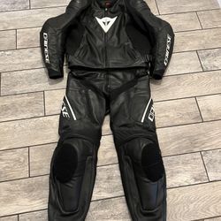 Dainese Motorcycle 2-Piece Track/Street suit. Great Condition! 