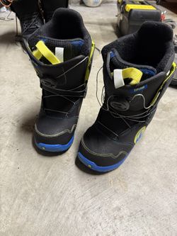 Burton Youth BOA Snowboard Boots: Size 6K
