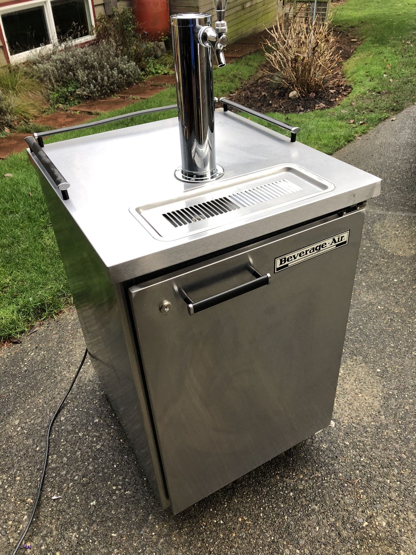 Kegerator Beverage Air