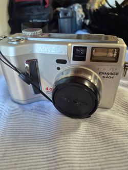 MINOLTA DIMAGE HDV S404