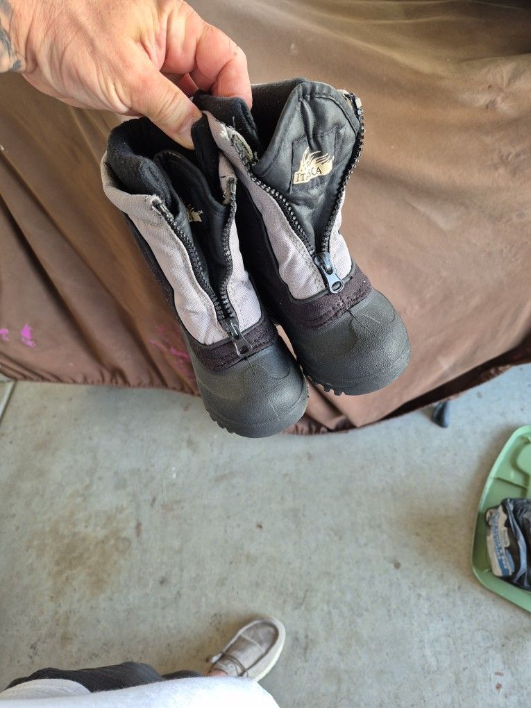 Kids Snow Boots