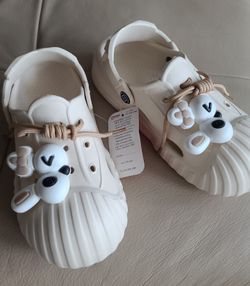 Women's Crocs Extra  Lightweighted from Thailand