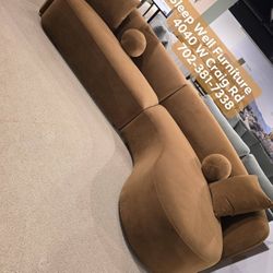 ✨️ Sectionals, 2pc Sofas ✨️ Furniture Queen Bedrooms, Dining Avail