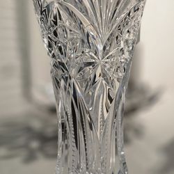 D'Arques Crystal Vase in the Vincennes Made In France.
