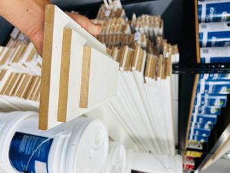 MDF molduras -Baseboards primed 3 1-2 $0.69