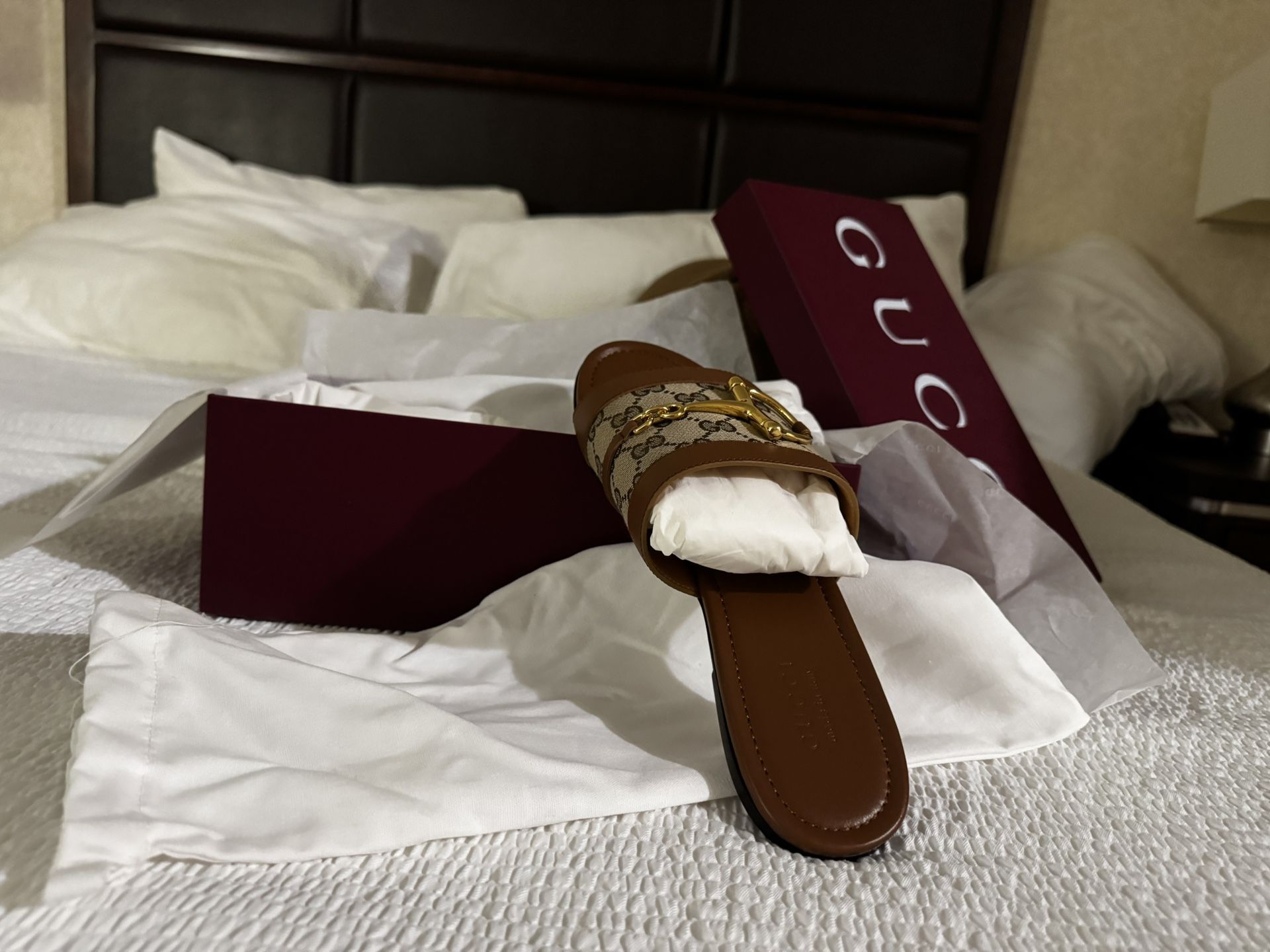 GUCCI Sandals 