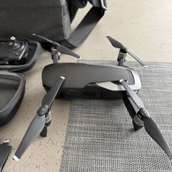 DJI MAVIC AIR DRONE