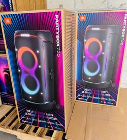 JBL PartyBox 720 Bluetooth Speaker