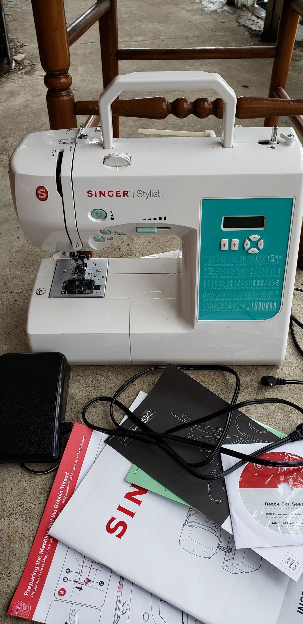 Singer Stylist 7258 Sewing Machine for Sale in Washington, DC OfferUp