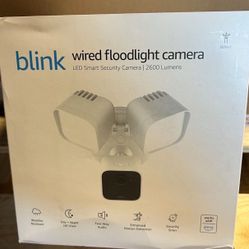 Blink Wired Floodlight Camera – Smart security camera, 2600 lumens