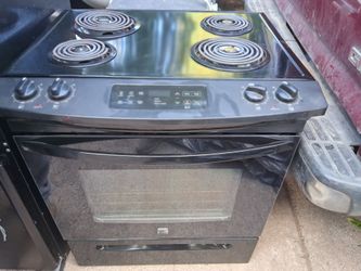BLACK KENMORE STOVE