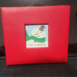 Hallmark Pre-Made Christmas Scrapbook BNWOT 