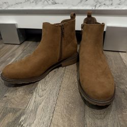 Women’s Brown Boots