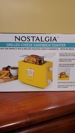 Nostalgia grilled cheese sandwich maker