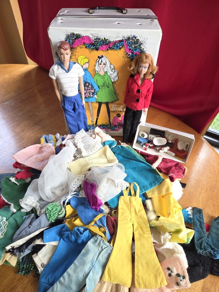 60s Vintage Barbie's Friend Midge And Allan Dolls Case Clothes Accessories 