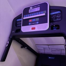 XTERRA SMART FITNESS TREADMILL 