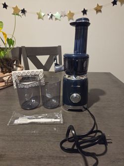 Zasmira
Slow Masticating Juicer